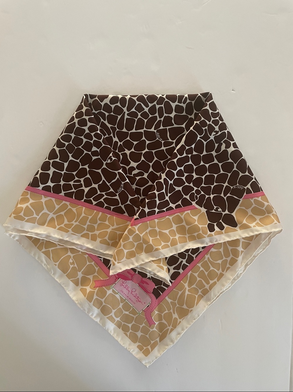Lilly Pulitzer Pure SILK Scarf Giraffe Animal Print Brown Pink 24” nwot